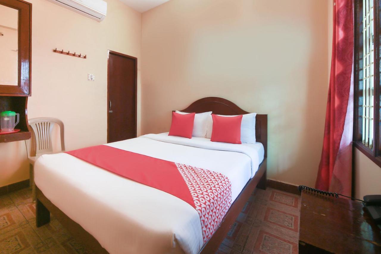 Oyo 23098 Ushama Heritage Guest House Pondicherry Exterior foto