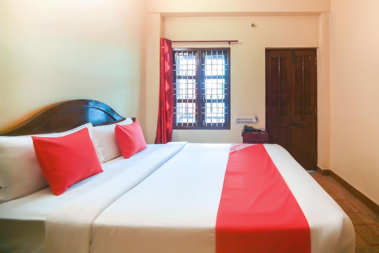 Oyo 23098 Ushama Heritage Guest House Pondicherry Exterior foto